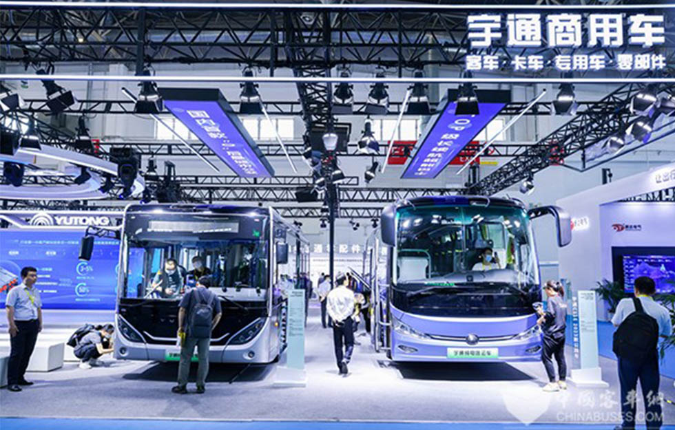 新一代三电系统重磅亮相！宇通打造新能源商用车“绿色天团”