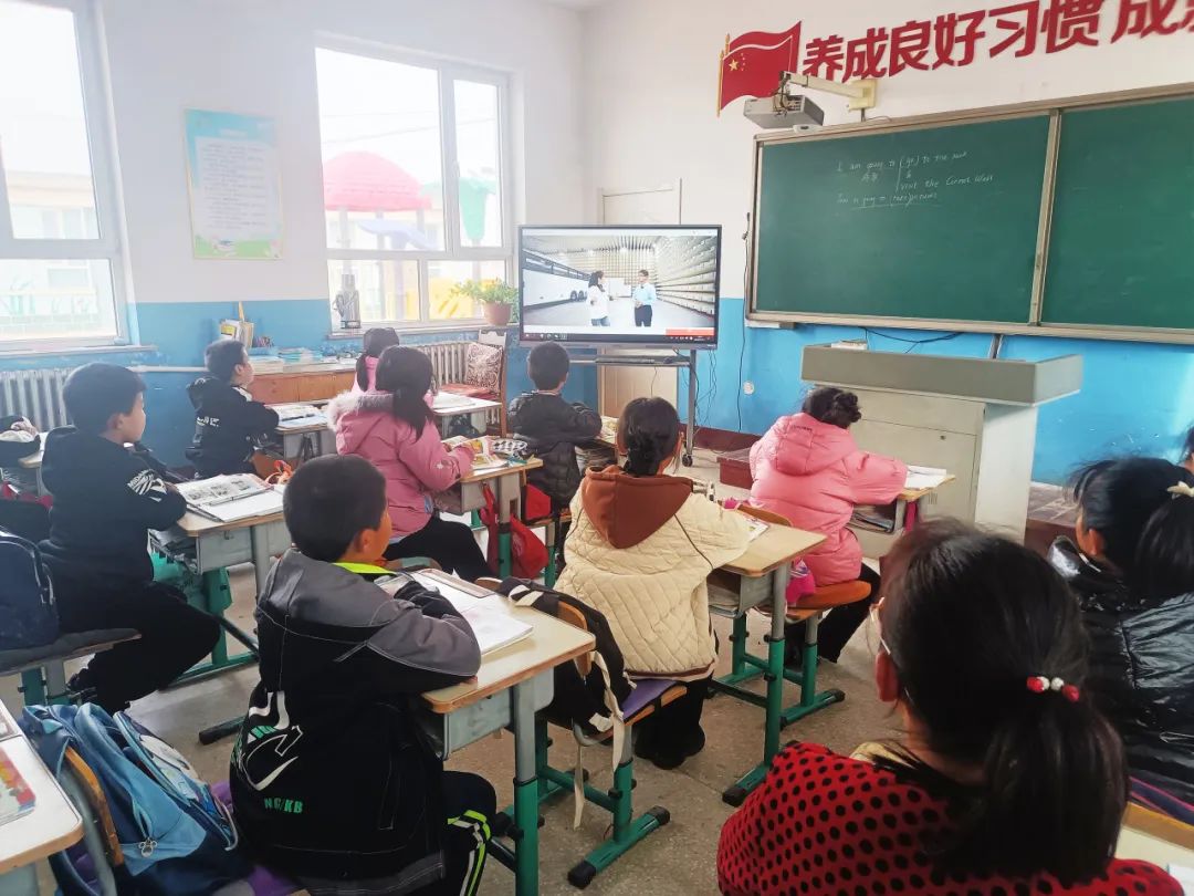 300多万人看直播！与27省同学一起来上“科技课”