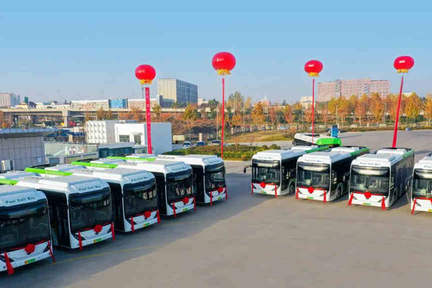 2023国内最大批量氢燃料公交订单！宇通100辆氢燃料交付绿城