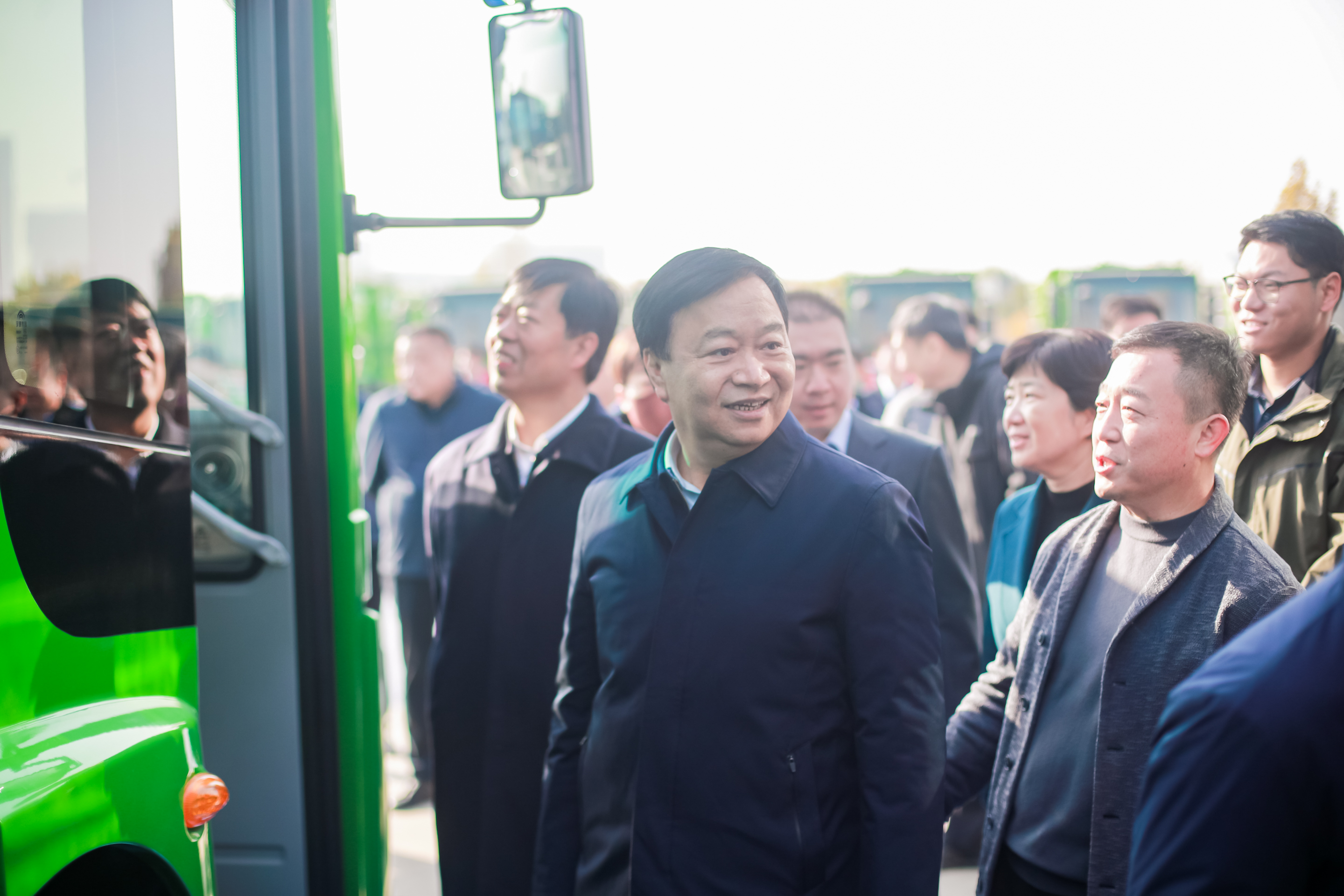1300辆！郑州“魅力氢城”再上新台阶，“氢”风正绿大中原！