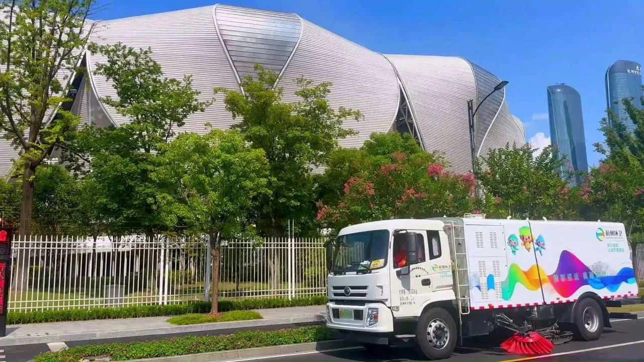 1220优势再强化,实力放异彩,宇通环卫谱写发展新篇章 1220优势再强化,实力放异彩,宇通环卫谱写发展新篇章