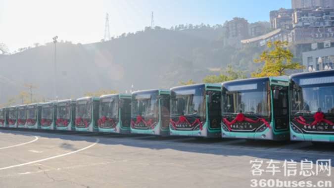 新年“开门红”，100辆宇通客车交付攀枝花