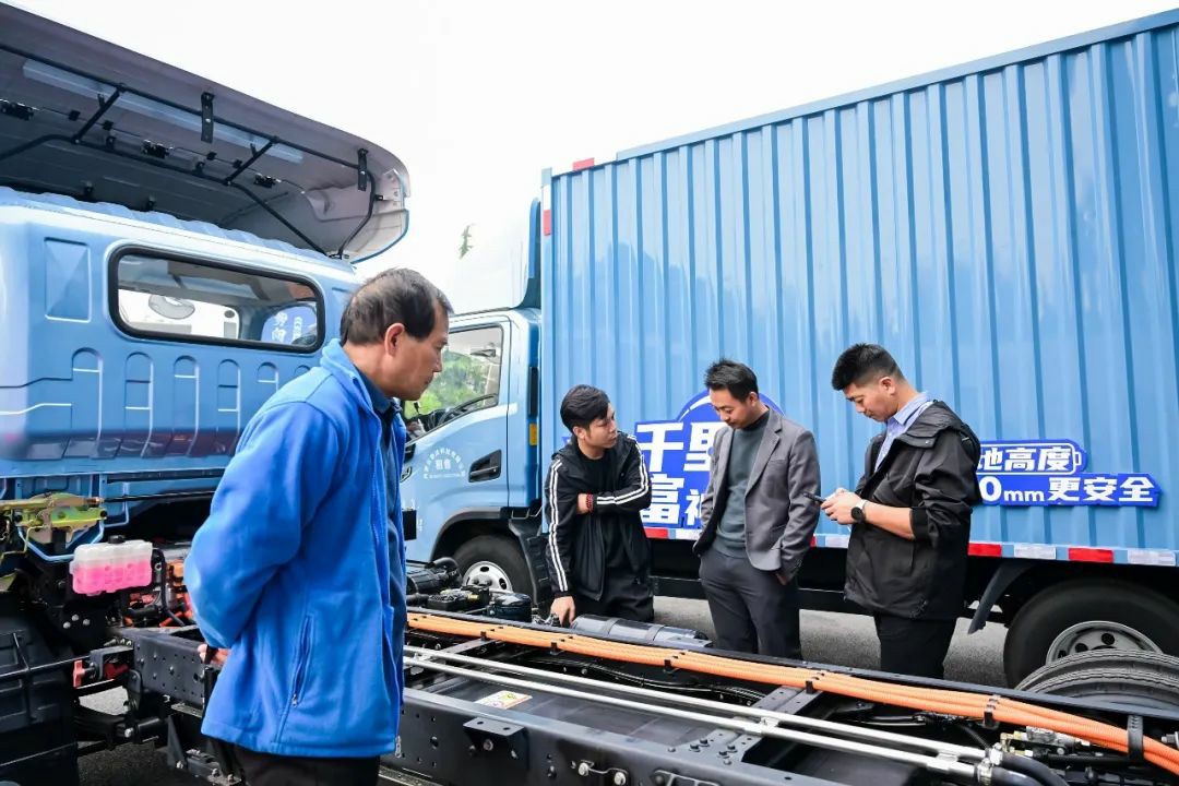 全程高速打冷，满载实况配送！续航最长新能源轻卡冷藏车挑战成功