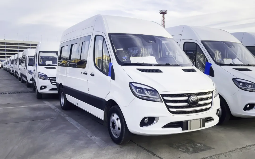 500台宇通全新车型轻客V6发往拉美地区