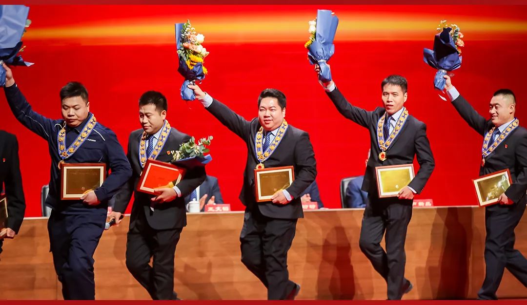 “宇”榜样同行！宇通集团隆重召开2023年度总结表彰大会