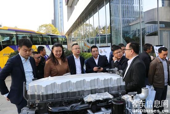 宇通+玉柴携手助力中国旅游客运山河万里行