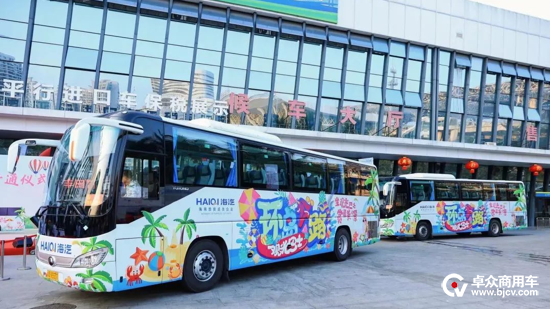海南环岛旅游公路观光巴士火爆出圈,宇通助力海汽集团加速探索旅游运营新模式 海南环岛旅游公路观光巴士火爆出圈,宇通助力海汽集团加速探索旅游运营新模式