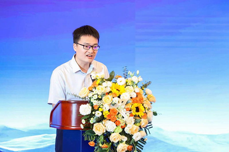 宇通重卡发布行业首款矿区专用纯电动自卸车