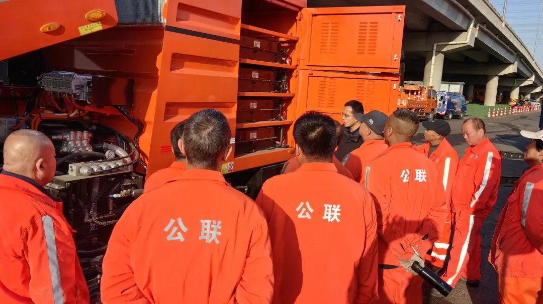 服务两会，实力保障！宇通环卫全力护航两会盛事！