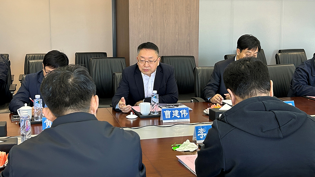 实力见证 | 哈密市考察团莅临宇通重卡，共绘氢能零碳物流蓝图