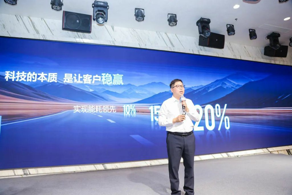 批量签售！宇通重卡2025款新品闪耀长治