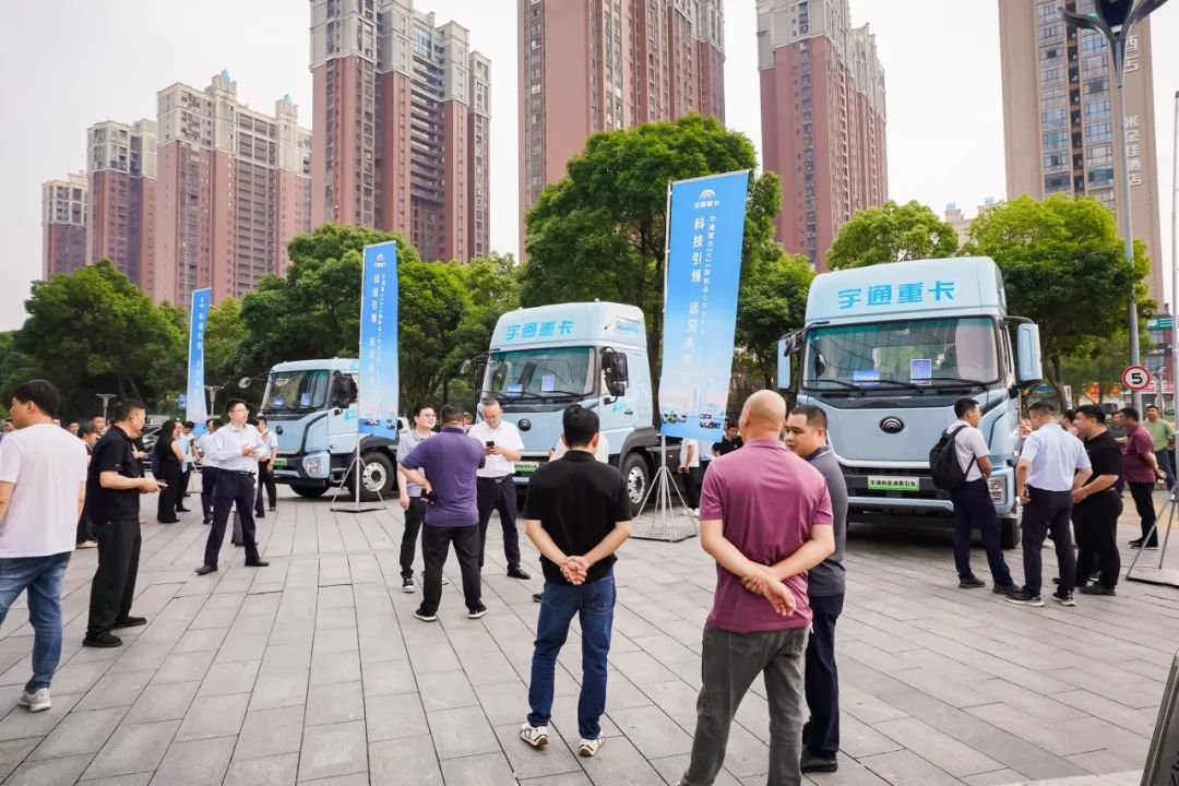 跑赢每一度 | 客户实证“年省18万”，宇通重卡T系列2025款长沙上市获热捧