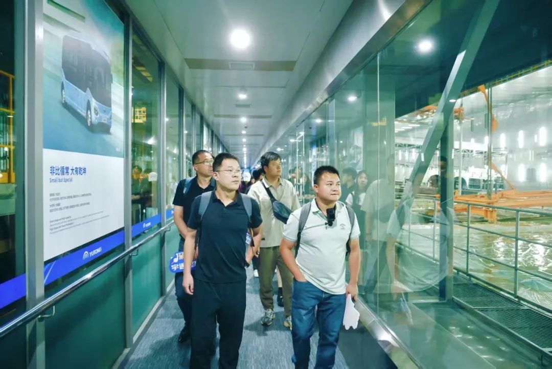 山河万里，宇通知己丨他们走进宇通制造的第一现场