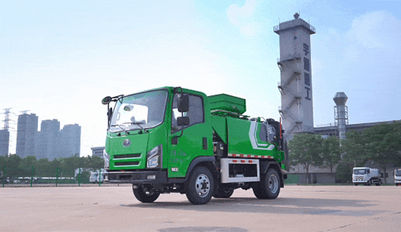 「宇」见好车 | 窄巷收运无忧!宇通4吨纯电动餐厨垃圾车全新上市！