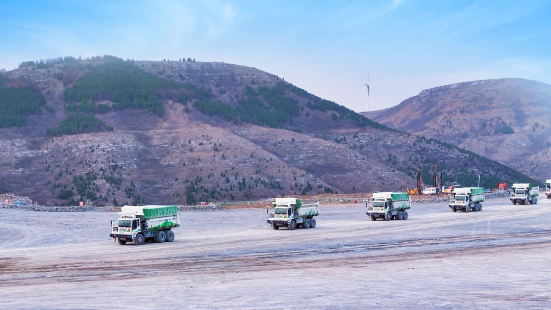 宇矿同行|宇通矿卡受邀参加全球矿业电气化峰会，共绘零碳智慧矿山新蓝图！