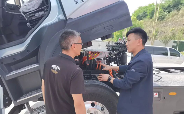 宇⁺直服｜数载初心不改，宇通重卡四重好礼护航盛夏征途