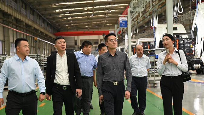200台！宇通重卡与海裕丰盈、斑马师傅达成合作签约