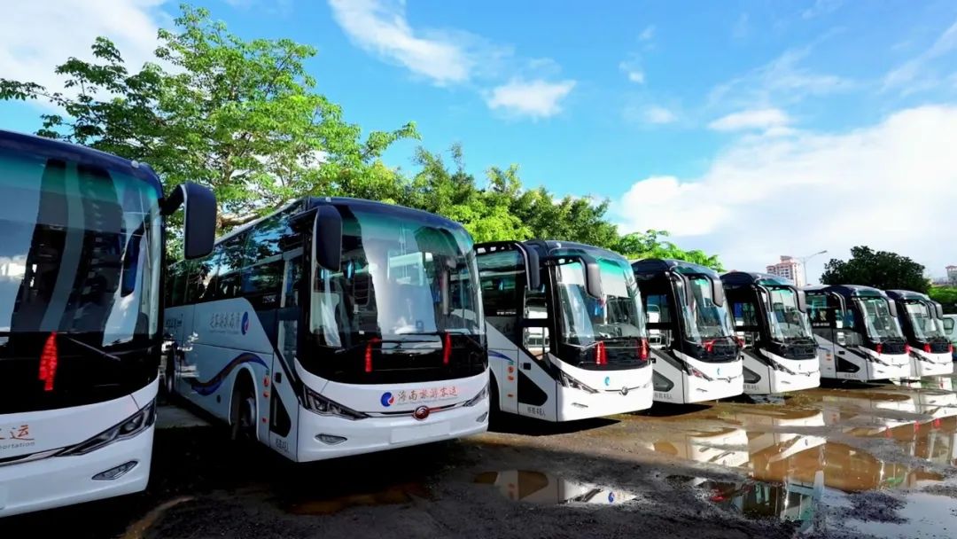 纵贯南北批量交付，宇通客车助推旅游高端、电动化转型