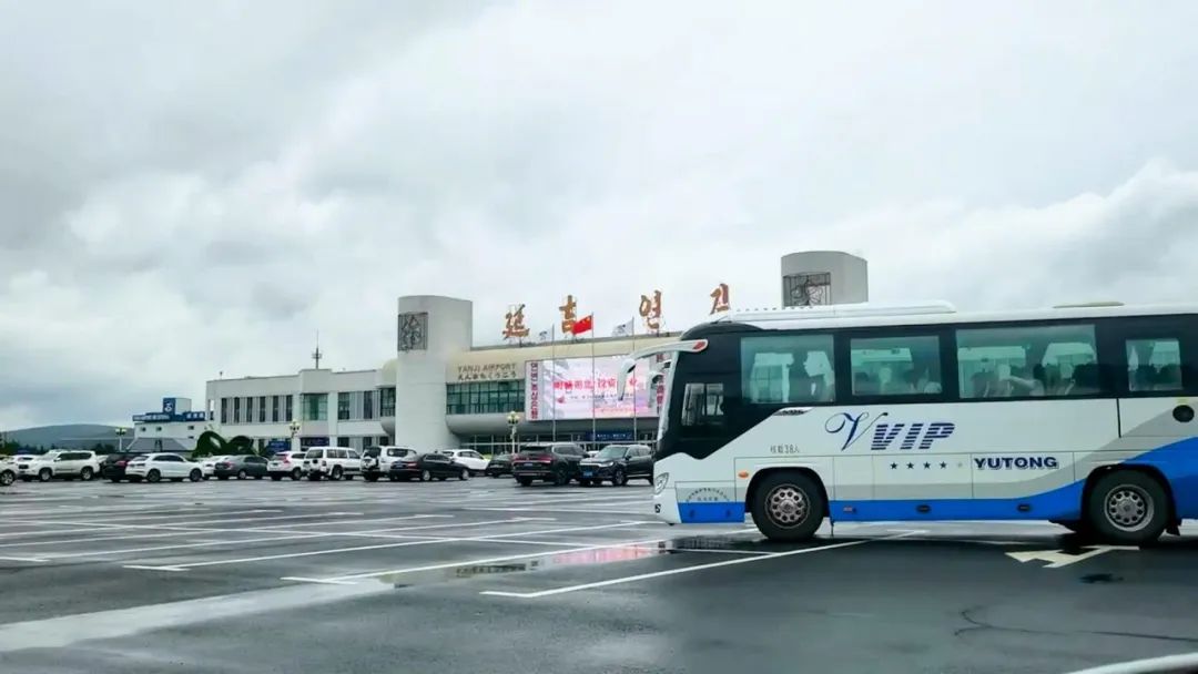 纵贯南北批量交付，宇通客车助推旅游高端、电动化转型
