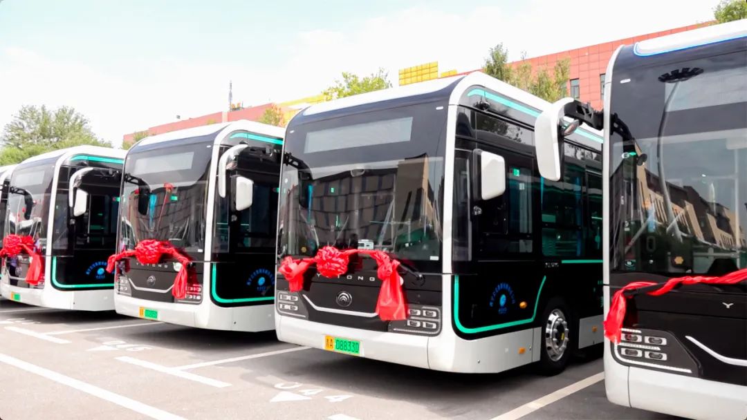 220辆!宇通宇威高端公交车交付西宁