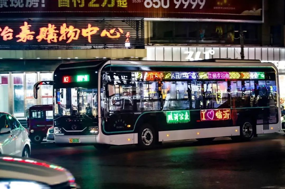 央视点赞夜巴士！宇通点亮烟火琅琊