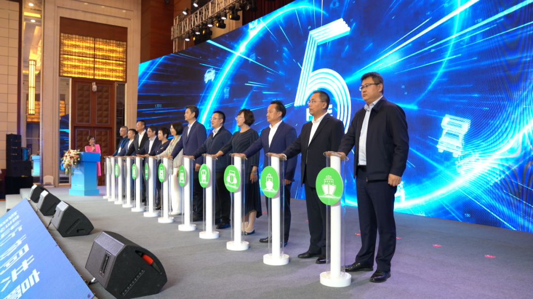 首个旅游全场景解决方案！宇通出席2023旅游出行大会