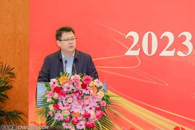 高频吸睛！宇通客车“好产品+好方案”亮相中国道协年会