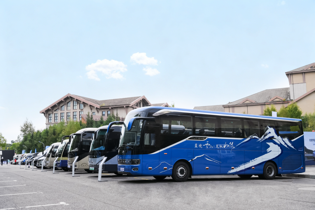 高品质驱动,全矩阵赋能!宇通为2025旅游出行大会增辉添彩 图片