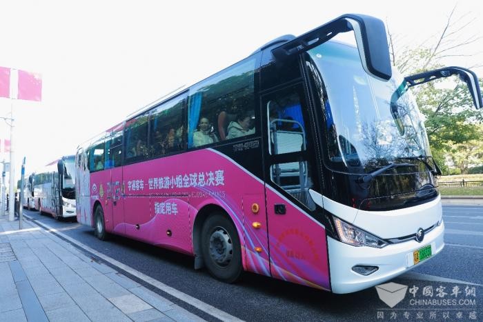 化身时尚icon 宇通C11E担纲世界旅游小姐总决赛指定用车