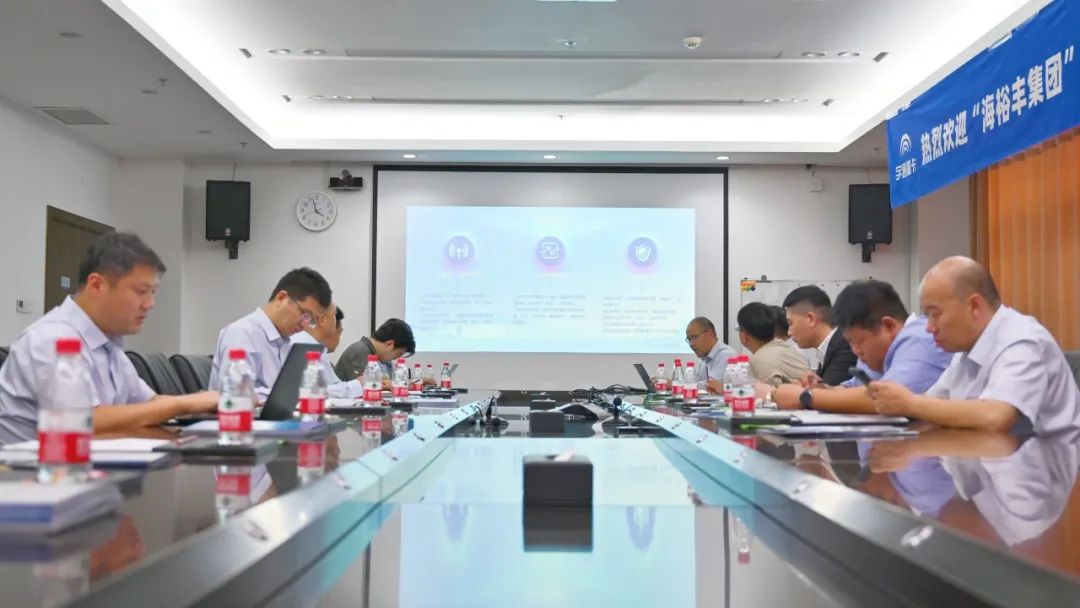 200台！宇通重卡与海裕丰盈、斑马师傅达成合作签约