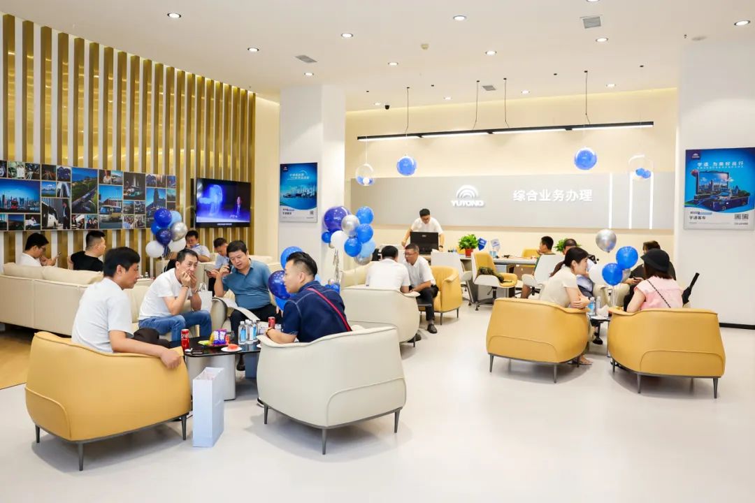 宇通用户中心全国8店同开！解锁商用车直营新体验