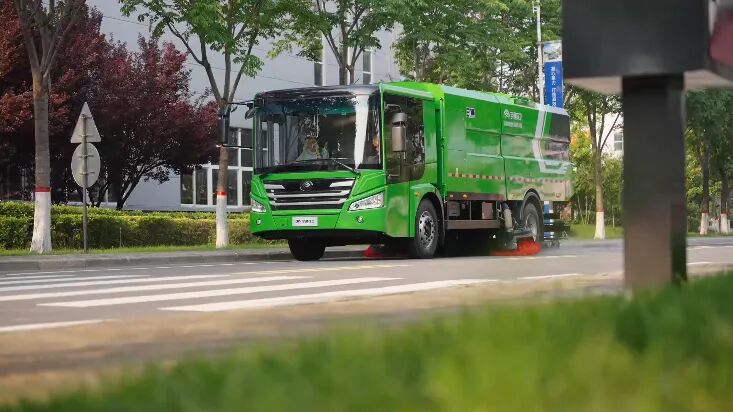 融入全国大市场,宇通重工19款产品入选市级高质量产品推荐目录 图片