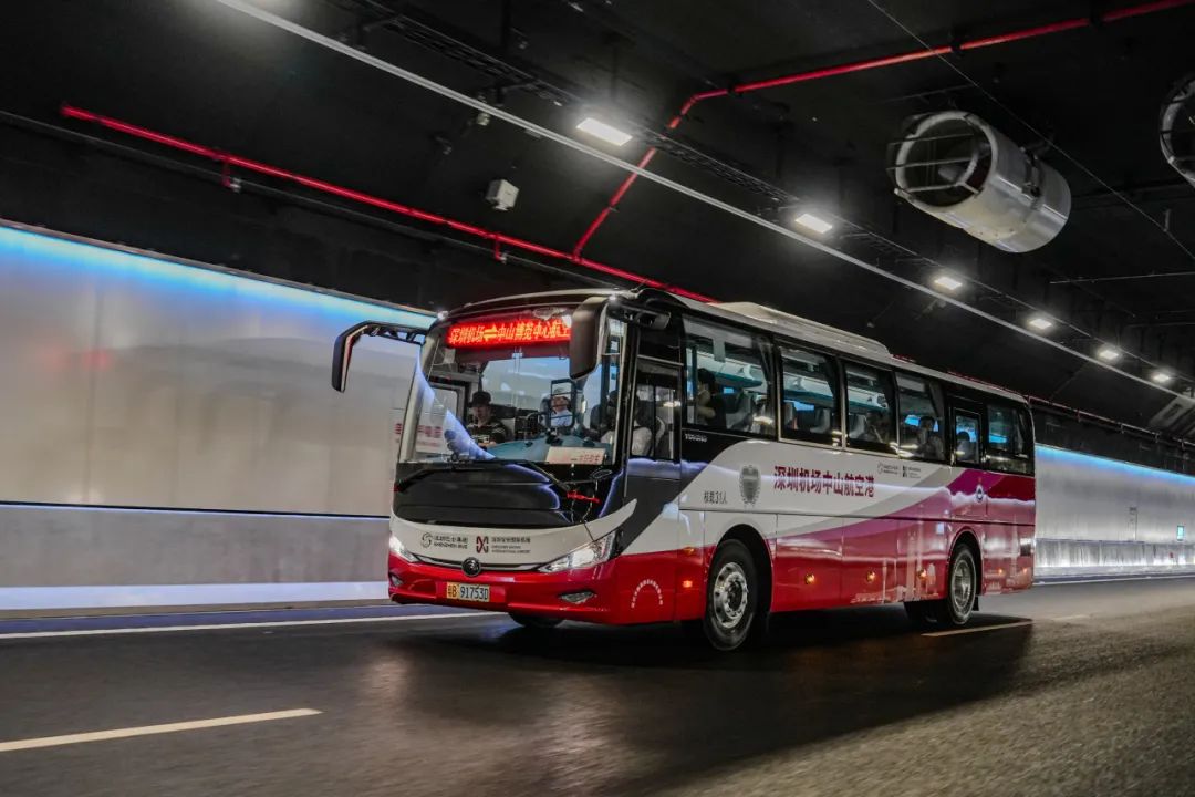 究竟什么样的新能源客车，可以成为“高端出行”新选择？