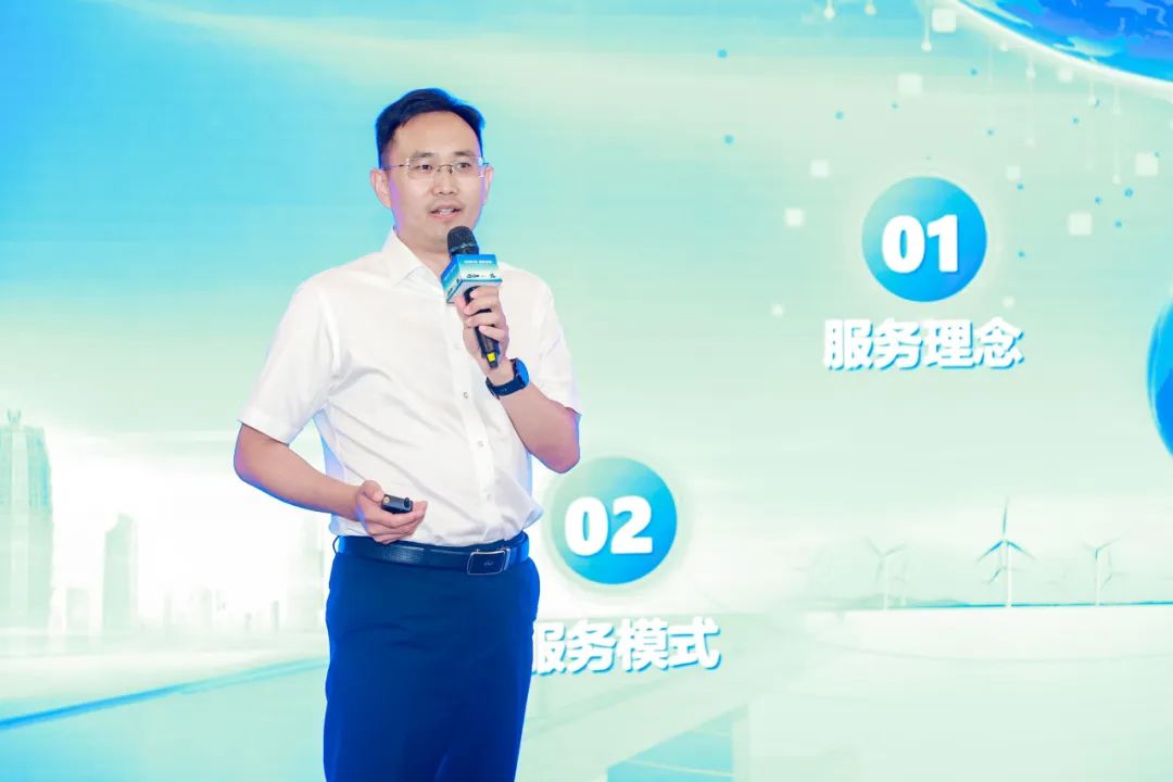 宇通重卡新品上市 现场再掀购车热潮
