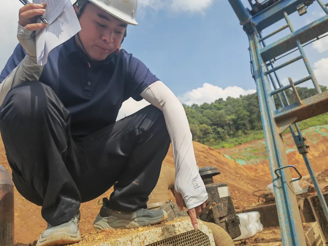 宇通重装夏季服务万里行：烈日下的温情守护与坚定前行！