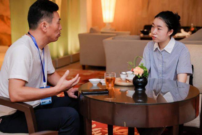 把客户变成经销商，宇通做对了什么？