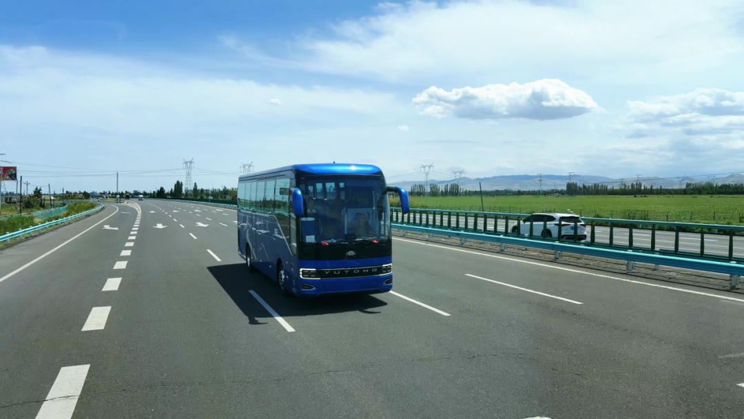 全网热议!宇通天域S12横跨八千里送车引广泛关注 图片