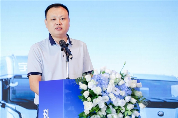 科技引领成就可靠价值 宇通重卡全系新品深圳上市