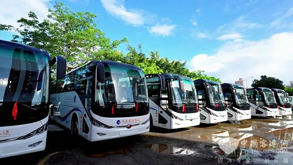宇通客车 旅游客车 顺利交车 旅游交通 转型