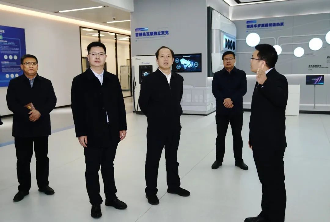 安伟调研宇通：发挥头部企业引领作用，打造一流新能源商用车集团