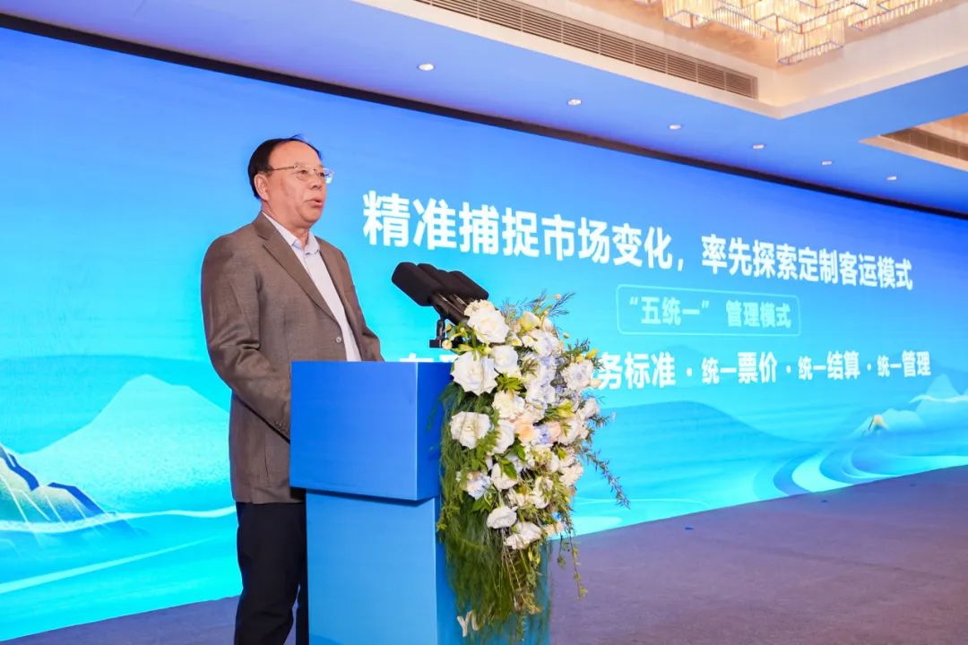 宇通高端S系列首次亮相！客旅共赢新生态启动！