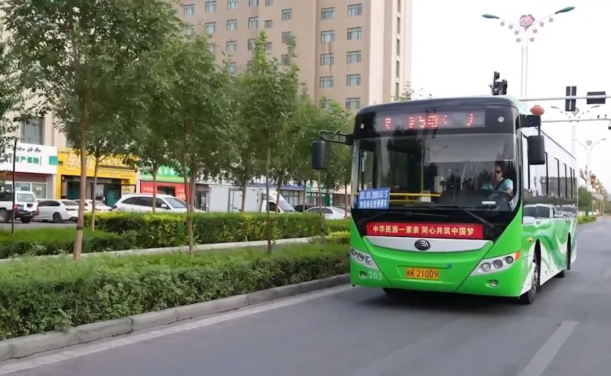 连续6年极限高温运营，宇通为西域焕新绿色出行