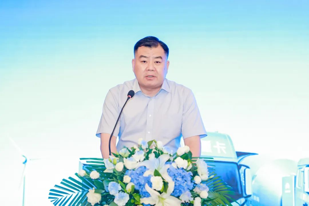 宇通重卡新品上市 现场再掀购车热潮