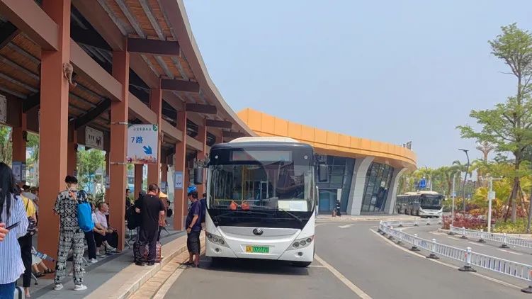 定制公交打造花样出行体验，宇通为各地文旅上分