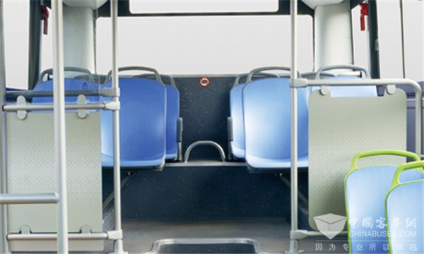 “睿控”E平台多维赋能 宇通C8E跨界版打造实力多面手