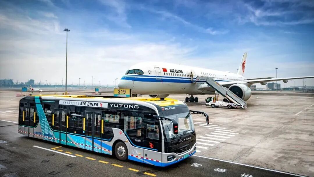 全国首次!宇通自动驾驶方案规模化应用民航旅客摆渡场景 图片