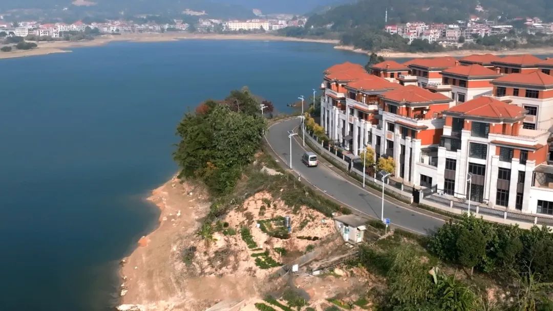 闽南“轻”行记：一辆宇通天骏，解锁泉州的诗与远方