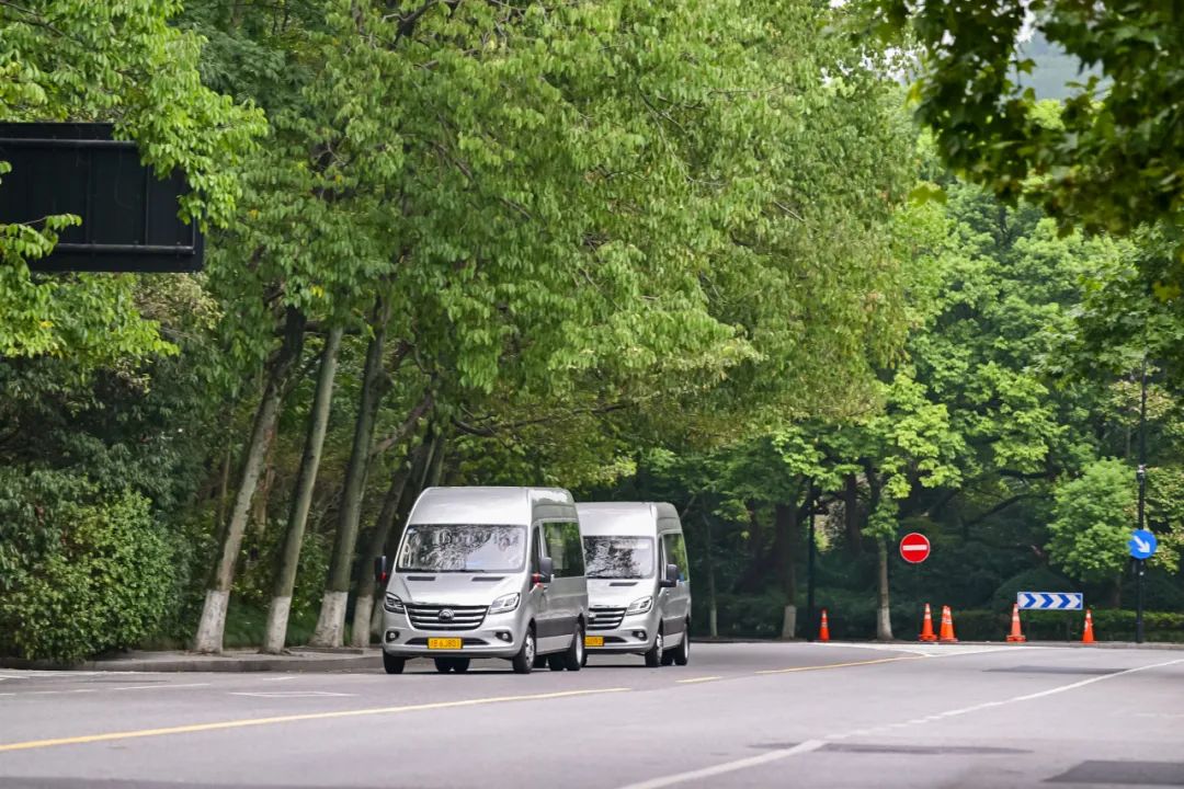 走！宇通天骏带你领略传颂千年的西湖之美