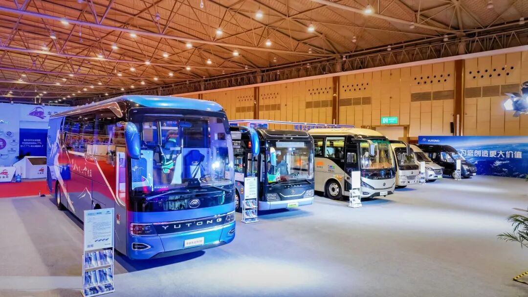 推动行业高质量发展!宇通客车、卡车联袂亮相2025中国道协年会 图片