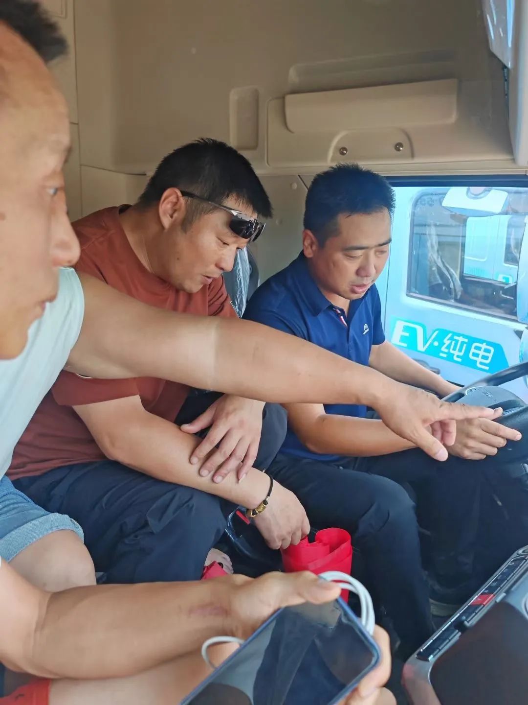 满分服务 | 您的满意，是我们“暑”不尽的责任！
